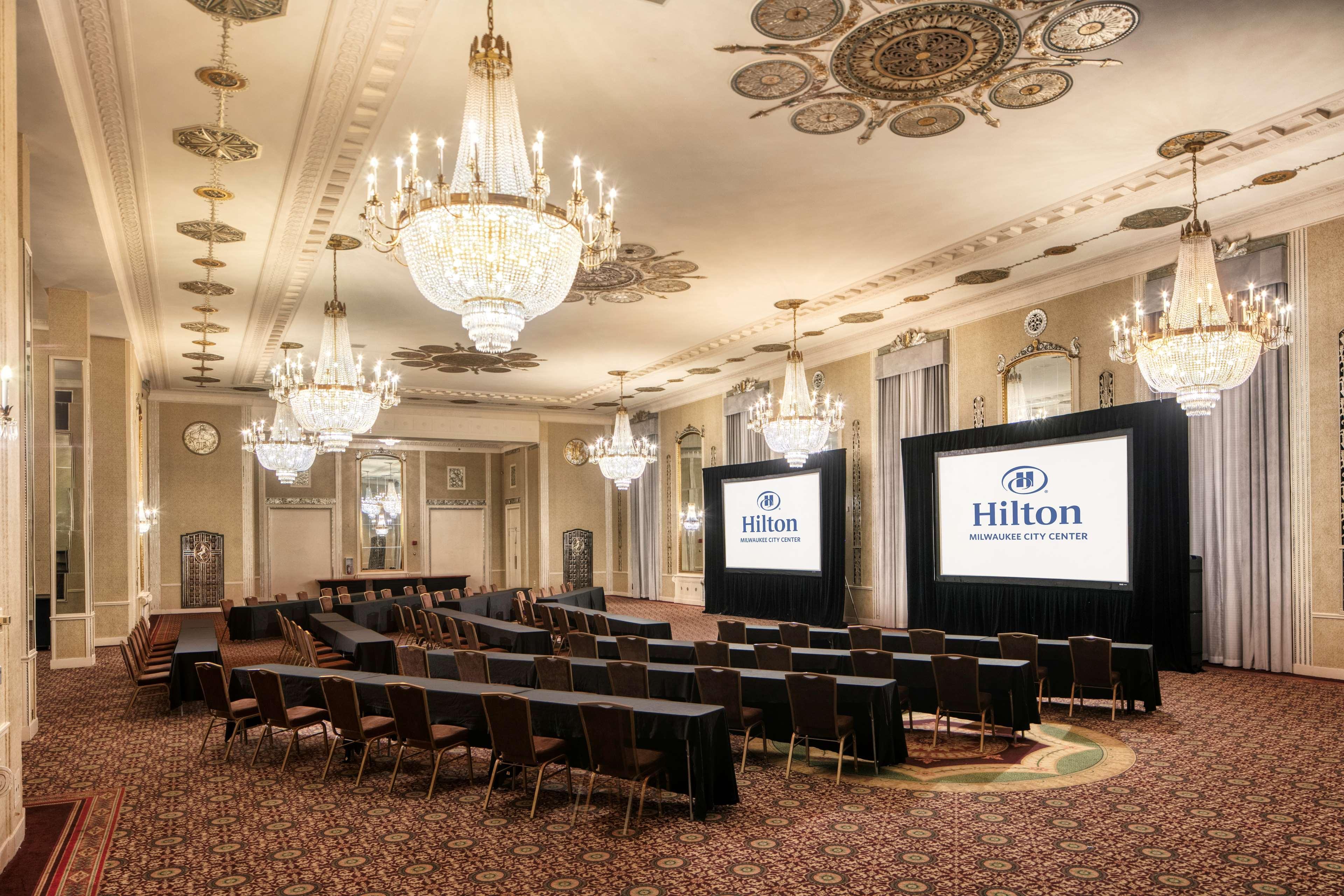 Hilton Milwaukee Otel Dış mekan fotoğraf