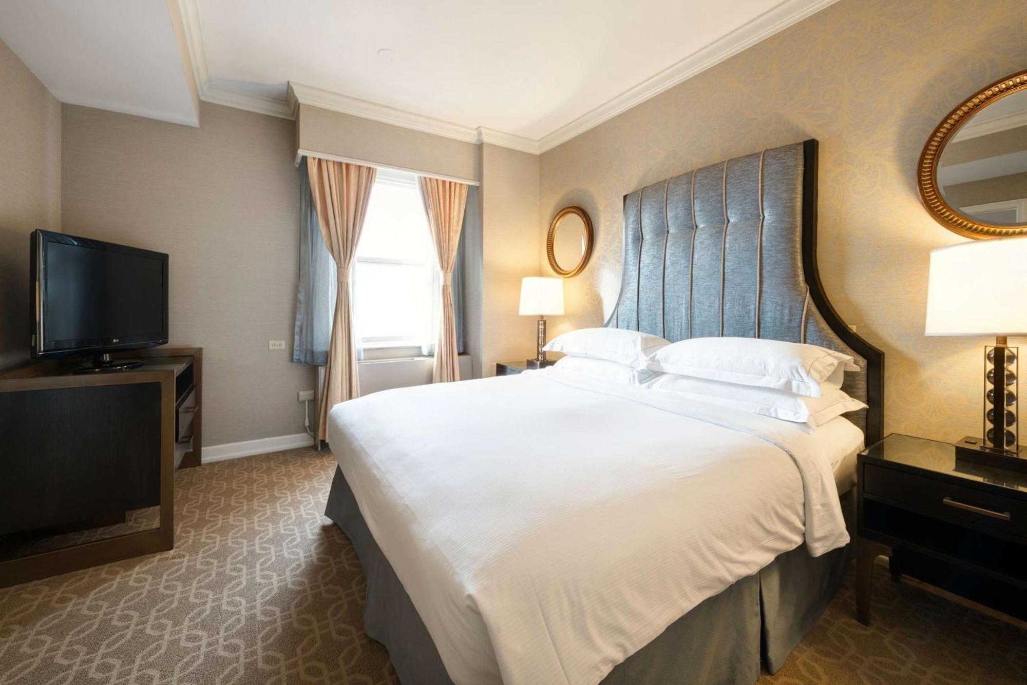Hilton Milwaukee Otel Dış mekan fotoğraf