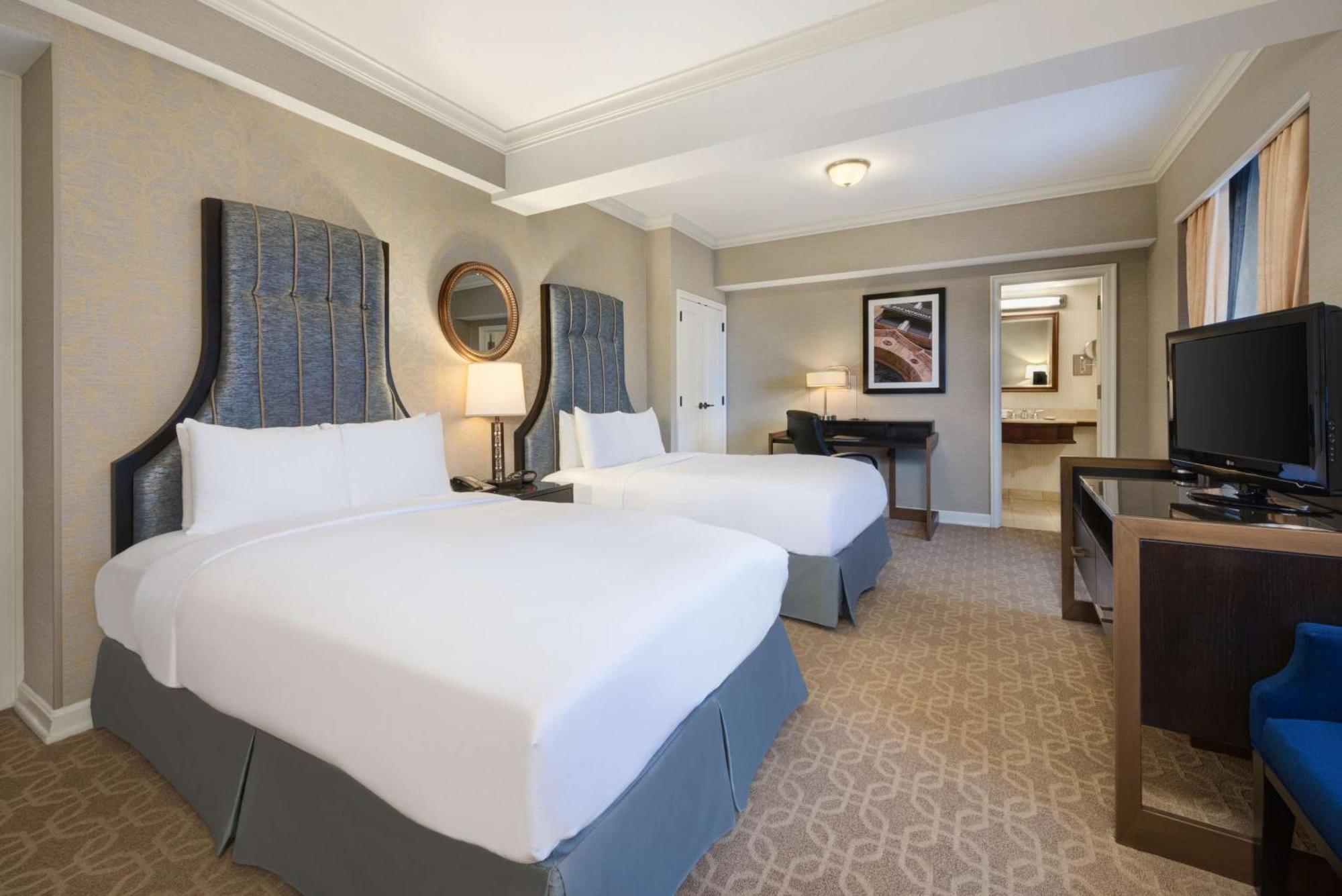Hilton Milwaukee Otel Dış mekan fotoğraf